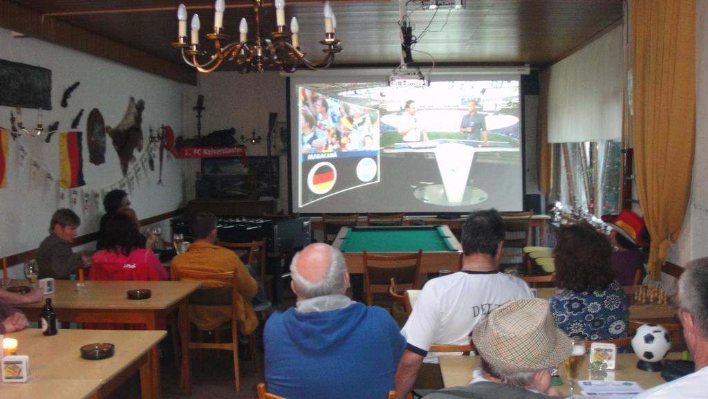 Black Bear Bikers Pub-Hotel Kempfeld Bagian luar foto