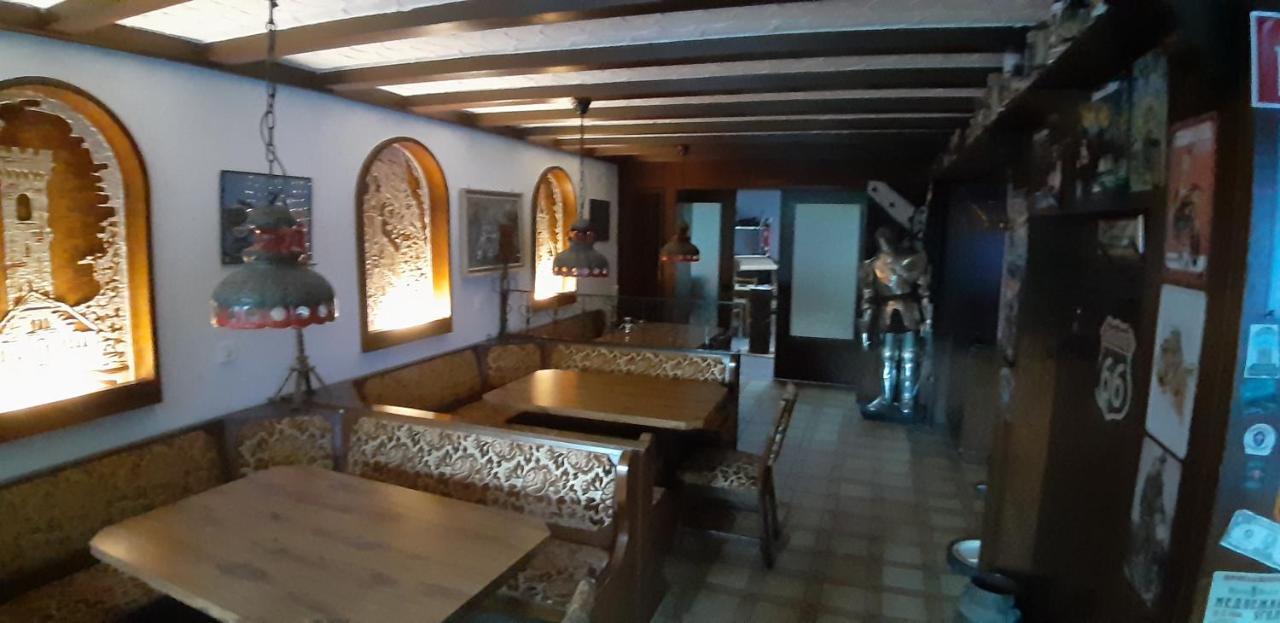 Black Bear Bikers Pub-Hotel Kempfeld Bagian luar foto